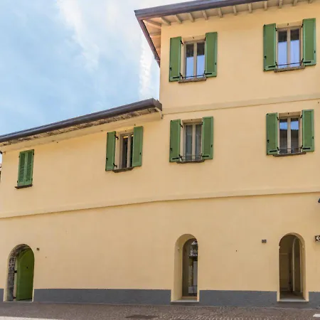 La Corte Del Lario - Contrada Scoscesa Casa de hóspedes 3*